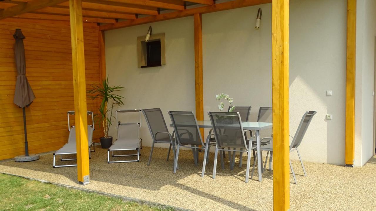 Kimy Home Mojmírovce Exterior photo
